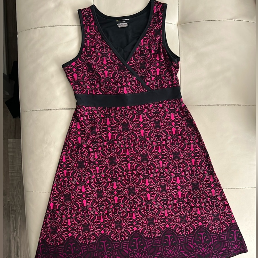 Tek Gear Black and Pink A-Line Dress